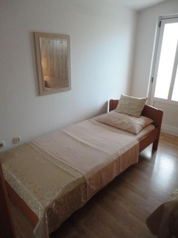 Guest House Pavkovic سلانو الغرفة الصورة